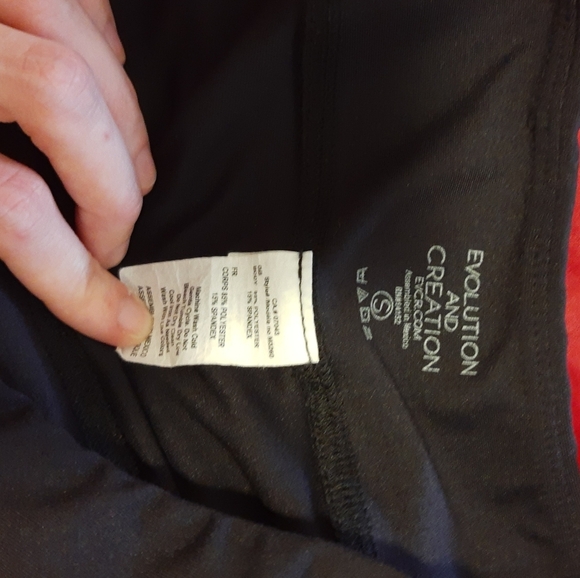 Creation and Evolution Capri Leggings (S) - Picture 5 of 7